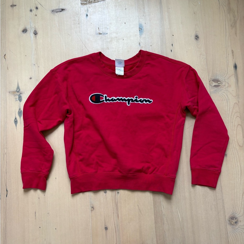 Champion Vintage Style Red Logo Pullover Fleece Crew Neck Sweatshirt